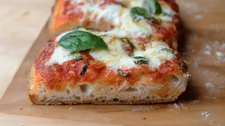 Pizza in Teglia Alta Idratazione